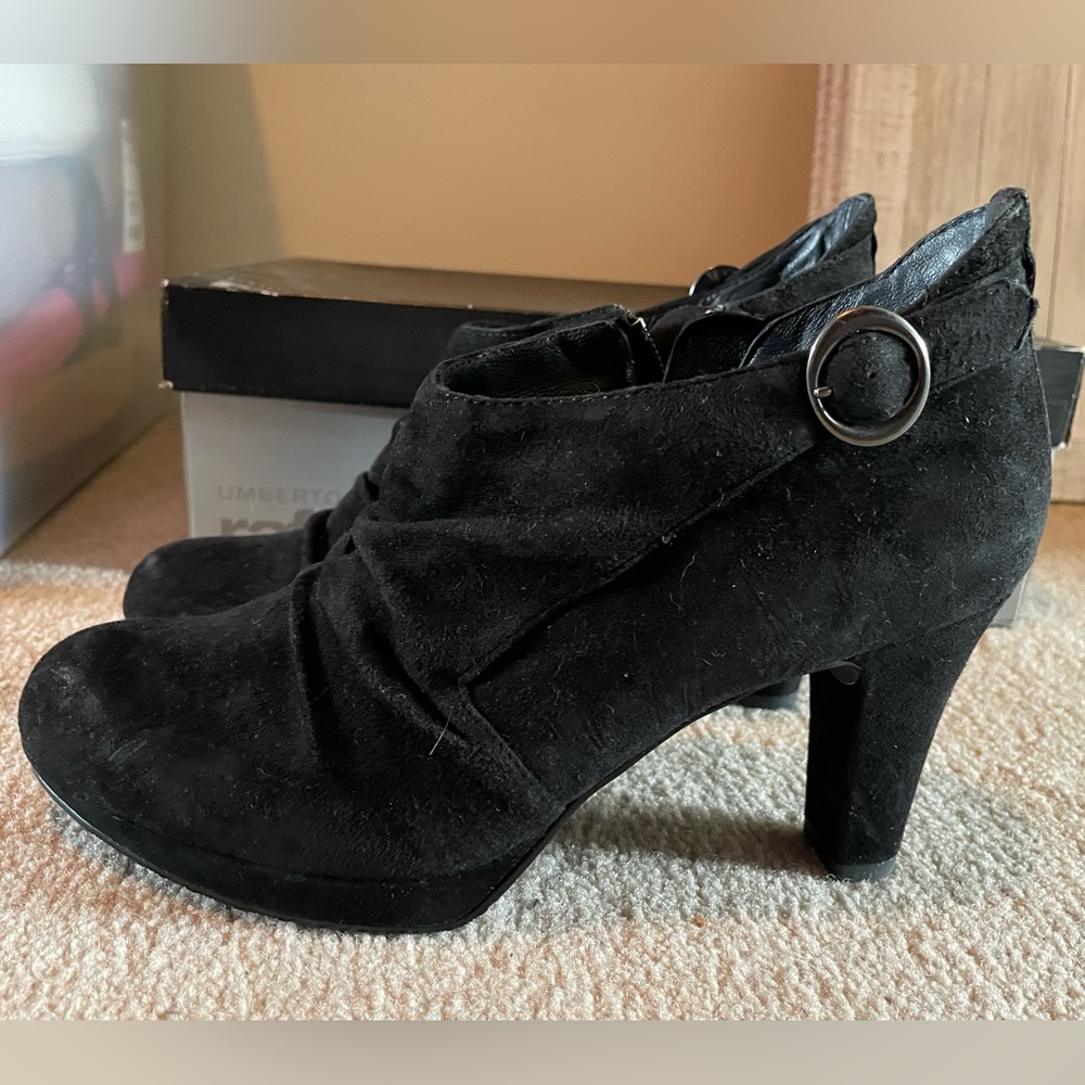 Umberto Raffini Black Suede Heeled Booties